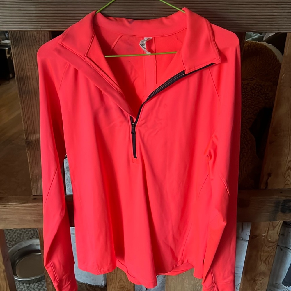 Under Armour bright pink long sleeve XL